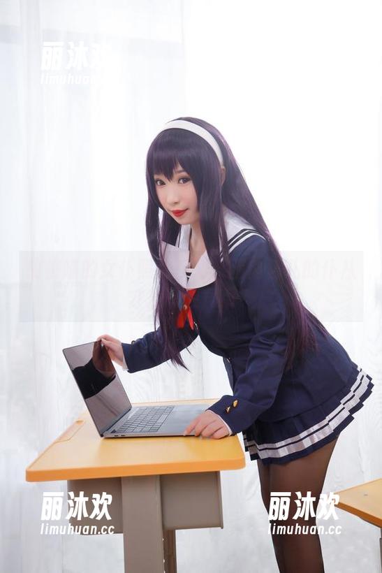 胡桃喵的女仆照片系列：画肉包儿的仆从才是最佳角度？