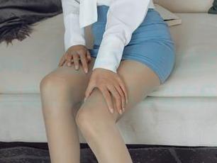 花漾show - 无圣光下的尤妮丝Egg，放飞自我的美脚让人难以忘怀。