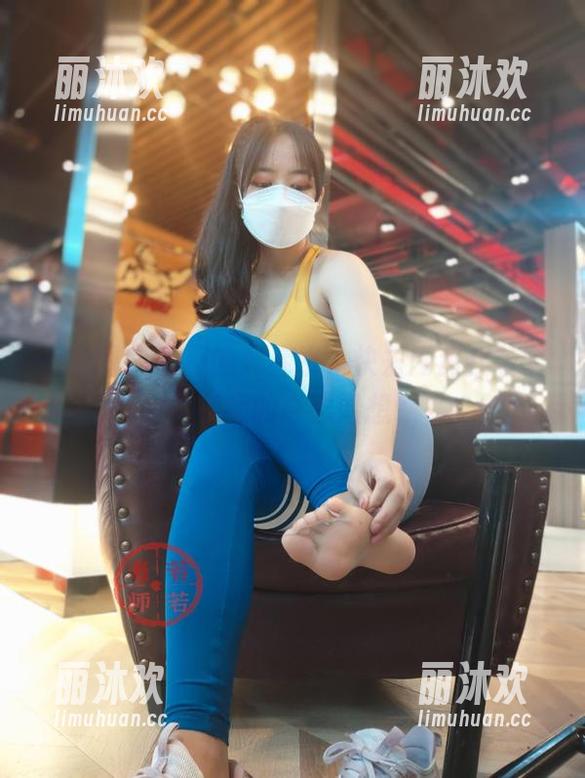 微密圈 - 有趣的死库水，快去网盘找若若老师的奇思妙想