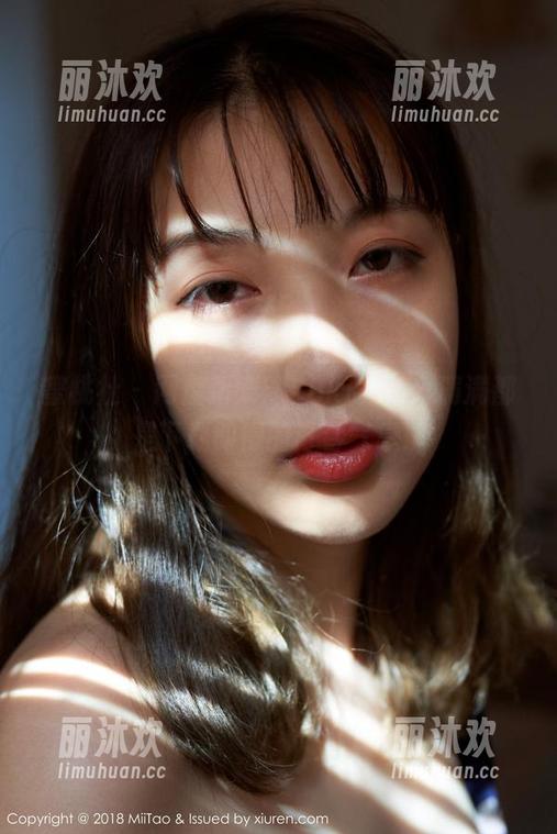 蜜桃社 - 网盘新宠：Suki女孩，满满都是下载即得的青春气息！