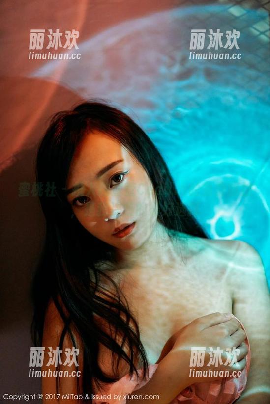 蜜桃社 - 投入陆萱萱Cecilia的免费旅拍，是我决策的最好选择