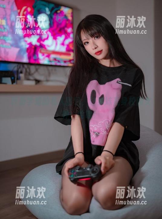 轩萧学姐的私人图包，让学妹变身校园女神，哈哈！