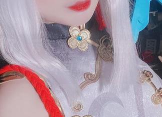 雪猫来了，带着她的吉他妹妹，图库更新不可小觑！