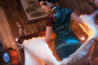 比基尼不断的露儿大魔王合集：真相是我把它们都藏在游泳圈里（摸索中）