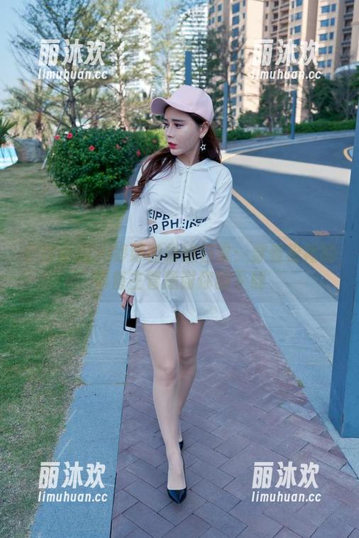 魔镜街拍 - 婷婷的粉嫩日常：穿着粉裙的销售主管感谢你的下载